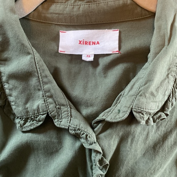 XiRENA Hale Ruffle Long Sleeve Button Down Top XS - Picture 4 of 6